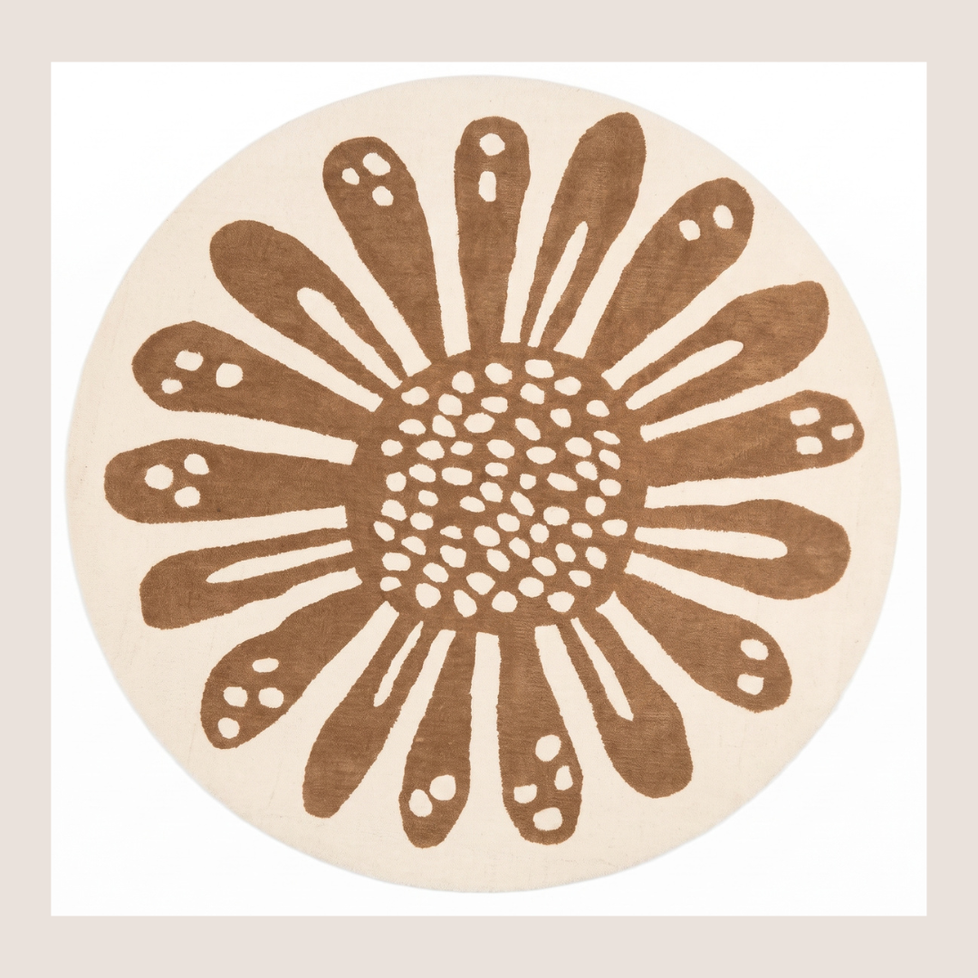 alfombra de lana color perla y beige alpes, circular con diseño de girasol 